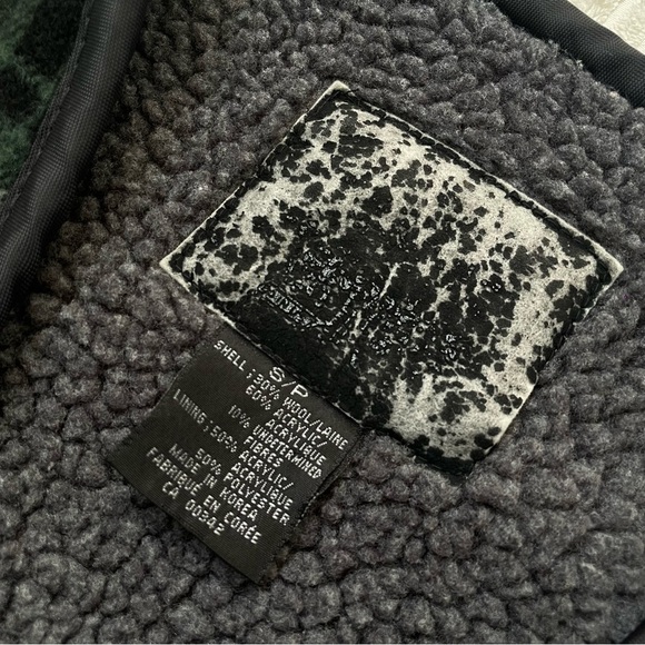 Vintage Levi’s Green Plaid Wool Blend Zip Up Sherpa Vest | Size S - Picture 4 of 8